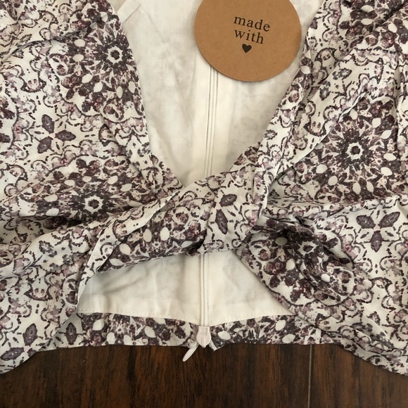 Honey Punch Front Twist Crop Top - Picture 5 of 11